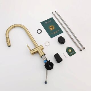 Смеситель для кухни Splenka S204.49.03 с выдвижным изливом золотой сатин